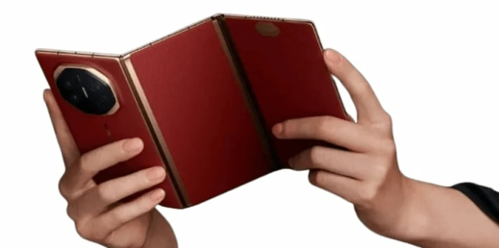 Huawei Mate XT Review – Everything You Need to Know 1 WhatsApp Image 2025 10 20 at 23.49.19 6914531d