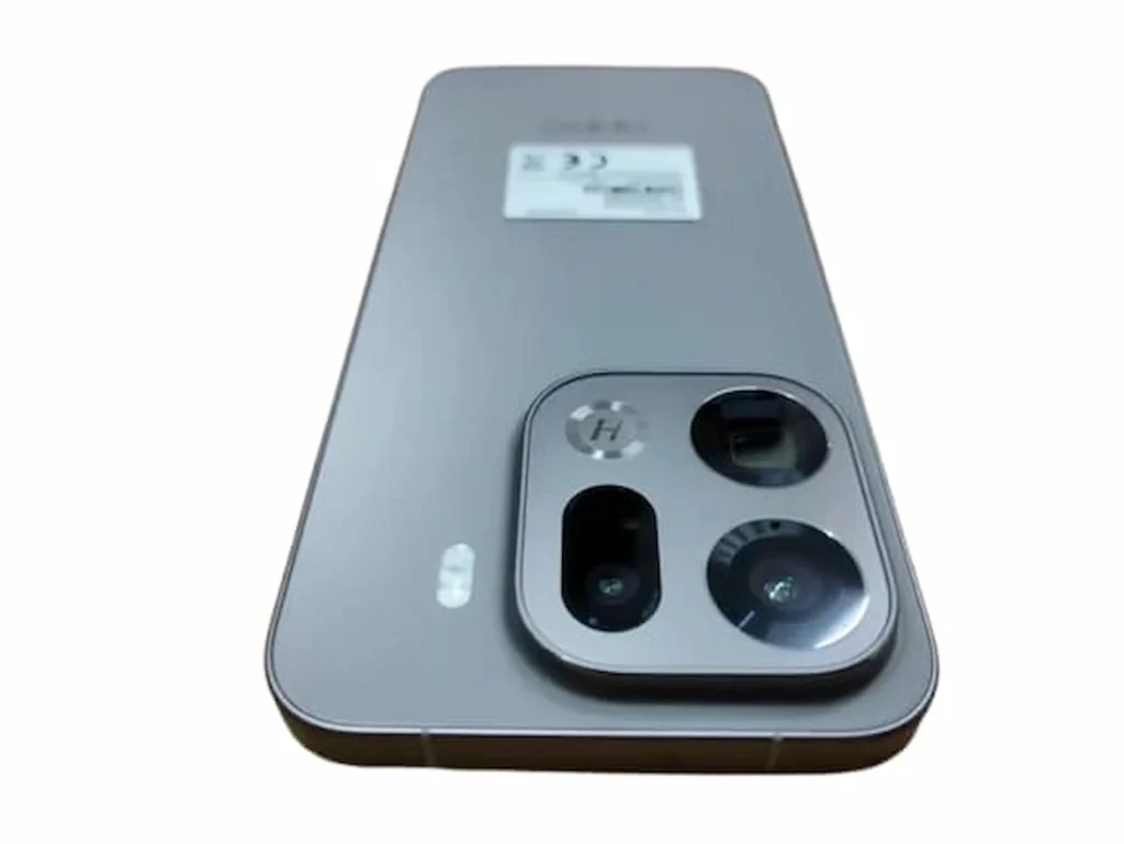 Oppo Find X9 Pro 5G – A masterpiece of modern technology, the beginning of a new world of smartphones 2 WhatsApp Image 2025 11 06 at 20.20.16 b401d8fa